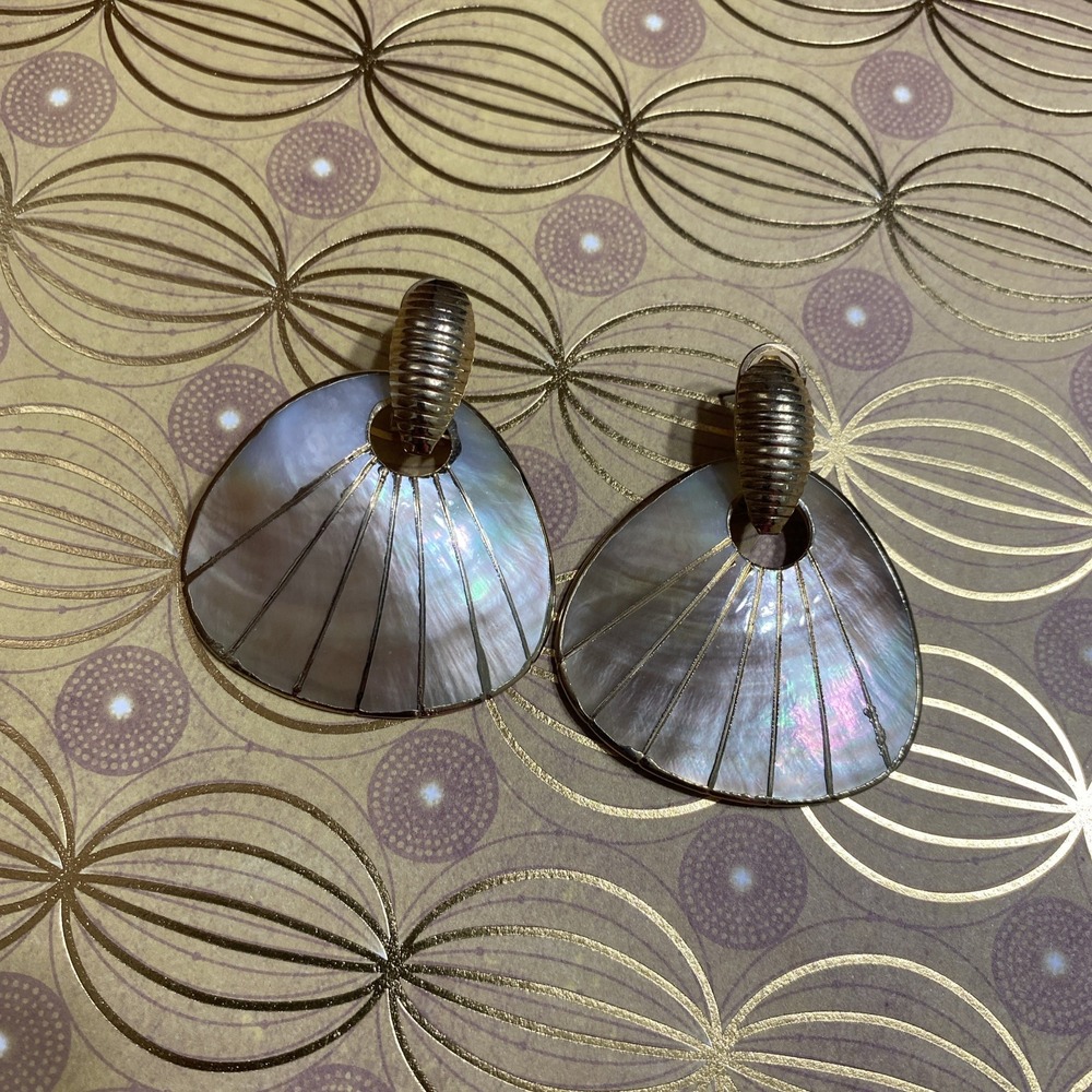 Mother‎ Of Pearl MOP Sea Shell Vintage 80's Dangle Pierced Earrings